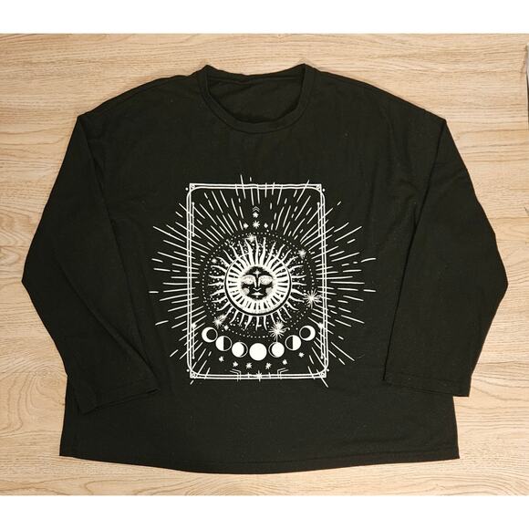 Black Tee with Sun & Moon Design Womens Size Medium 3/4 Length Sleeves - Picture 1 of 5